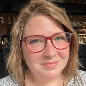 Meet your Posher, Leah